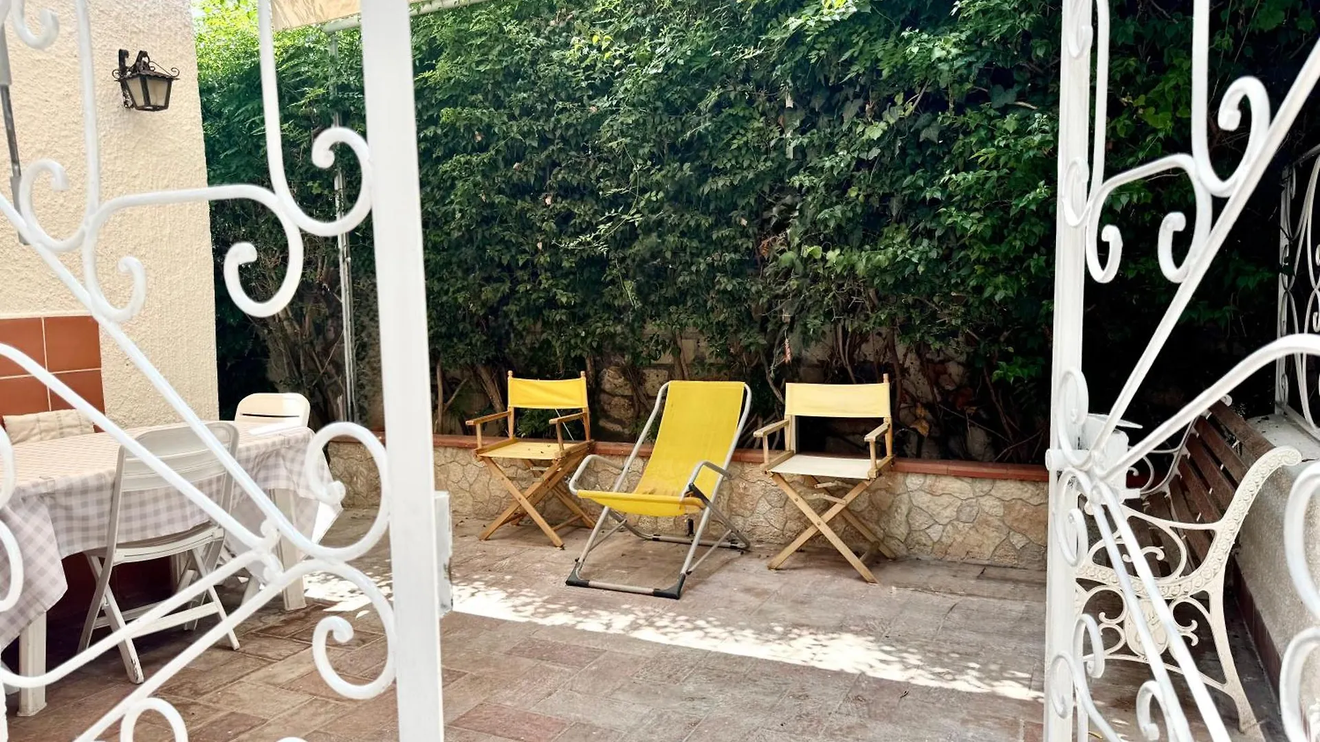 Apartment Villetta Cecilia - Casa Al Mare Giardini Naxos Italy