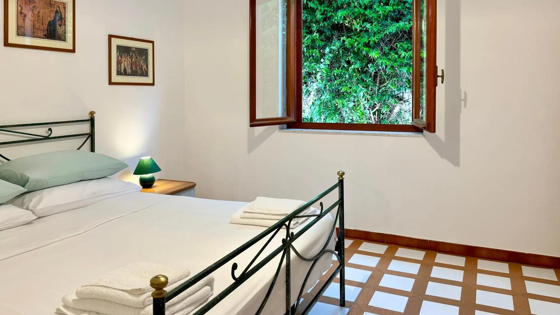 Villetta Cecilia - Casa Al Mare Giardini Naxos Apartment