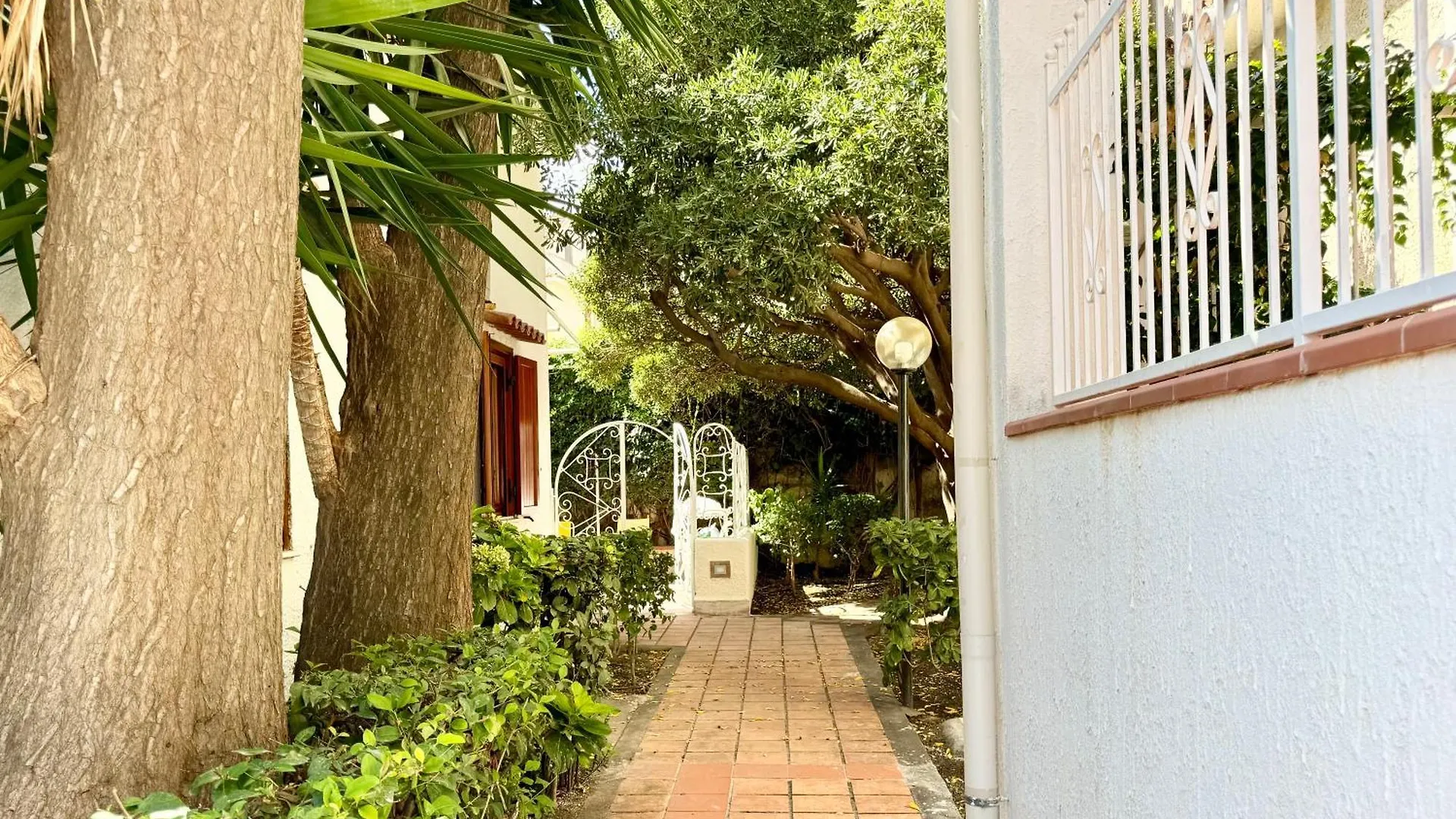 Apartment Villetta Cecilia - Casa Al Mare Giardini Naxos Italy